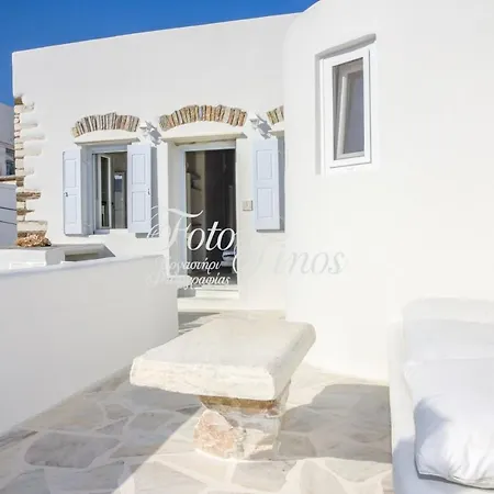 Art Village * Panormos (Tinos)